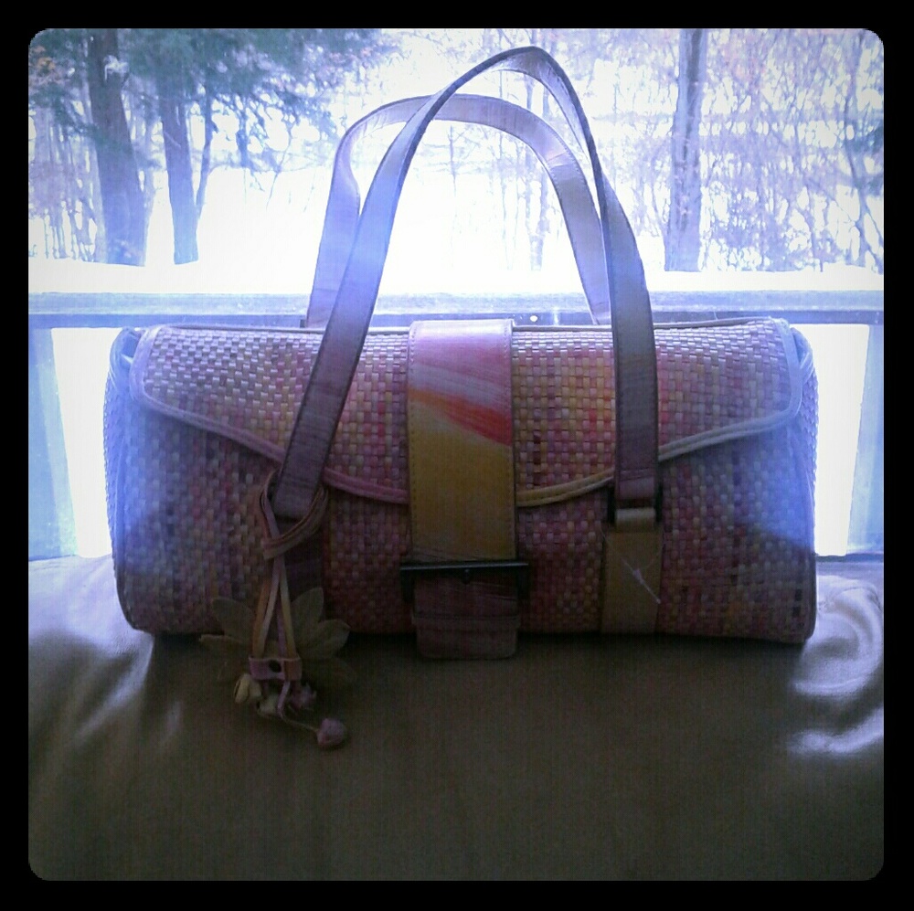 very nice pastel barrel shaped satchel